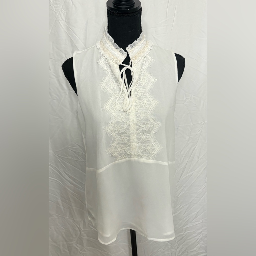 NWT Karl Lagerfeld White Blouse w/ beautiful embroidery